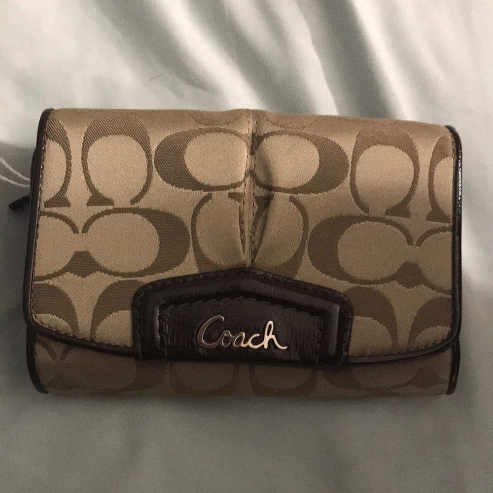 NEW Coach Wallet